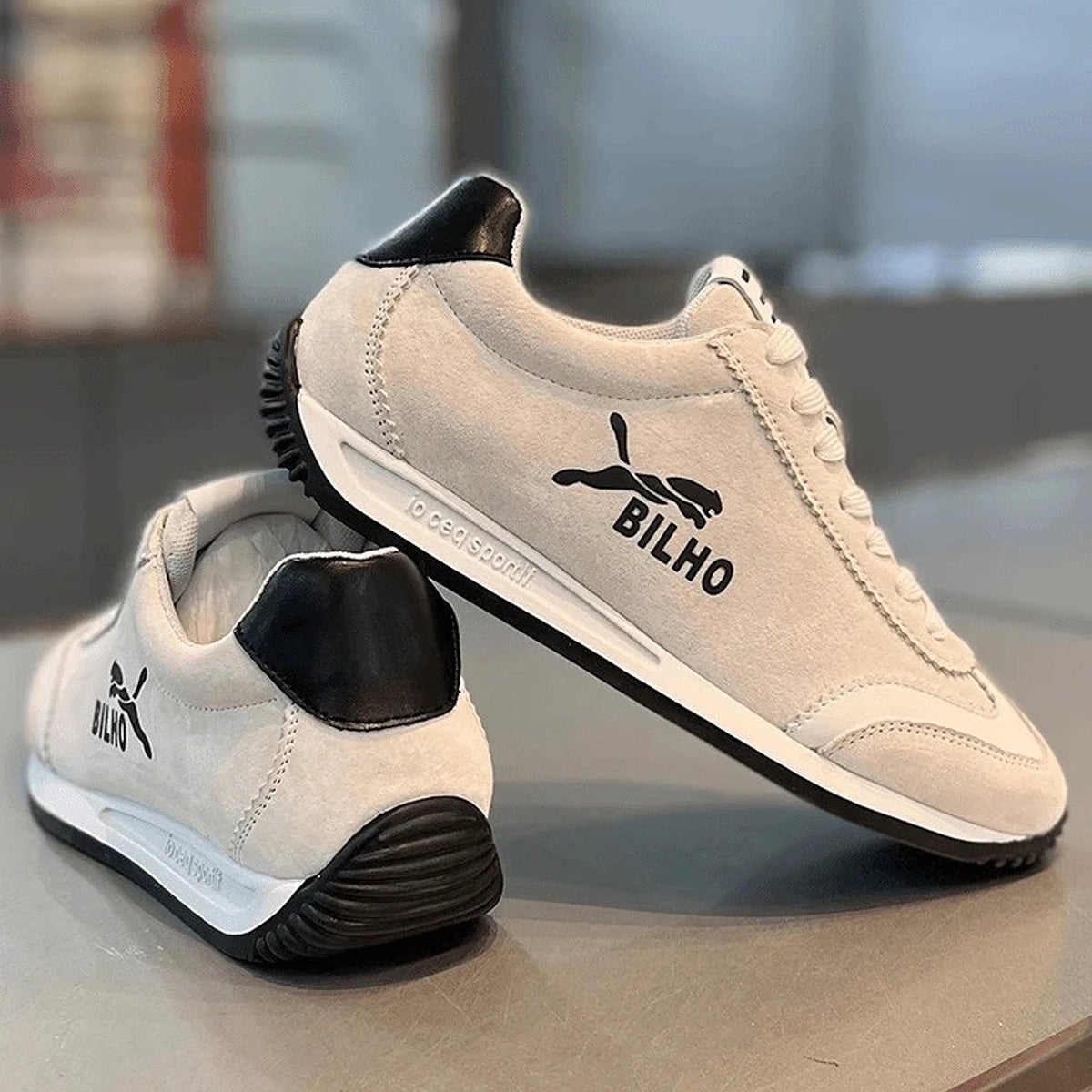 Men's Beige and Black Retro Low-Top Sneakers