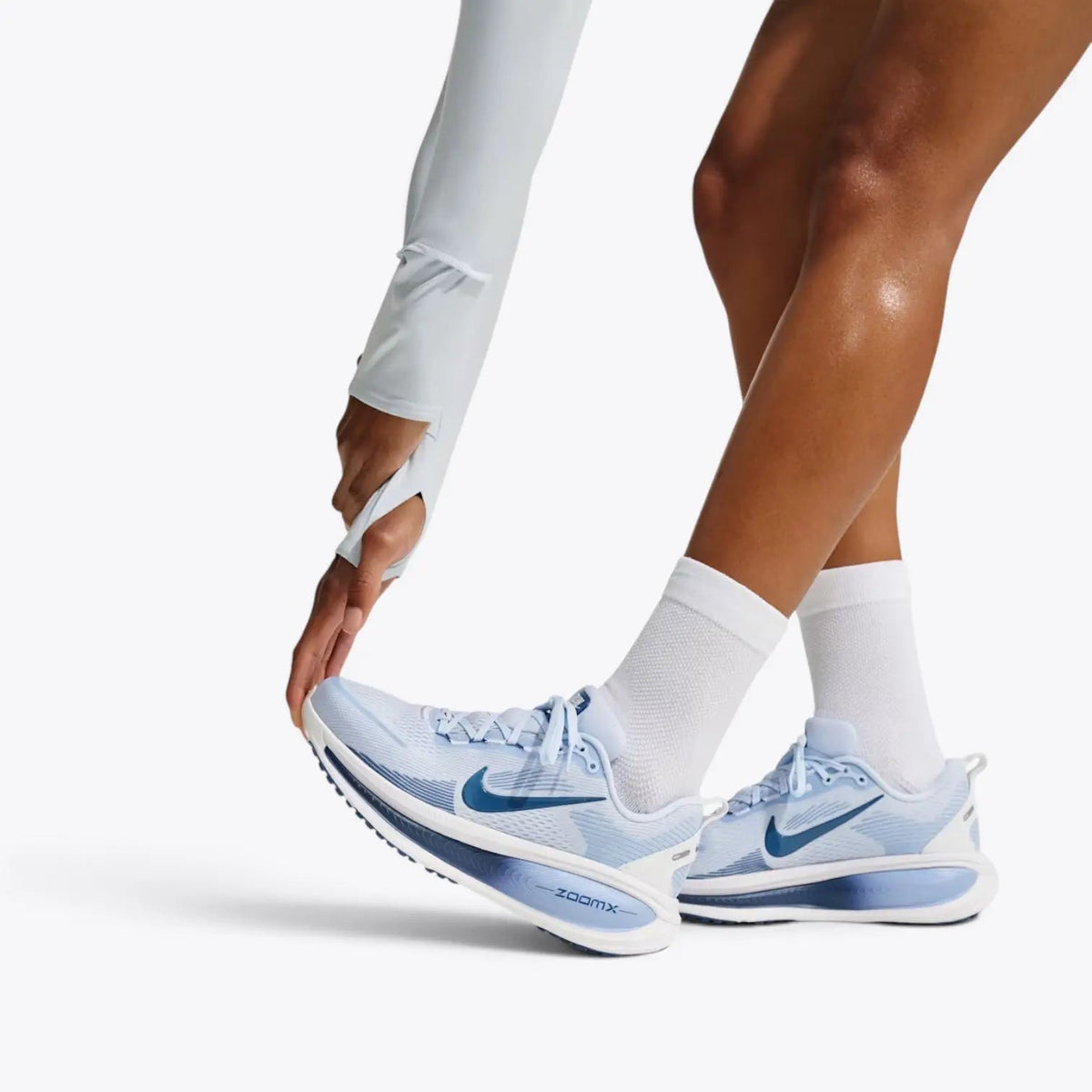 Nike Vomero 18 – Ashen Slate / Diffused Blue | Max Cushion Daily Trainer