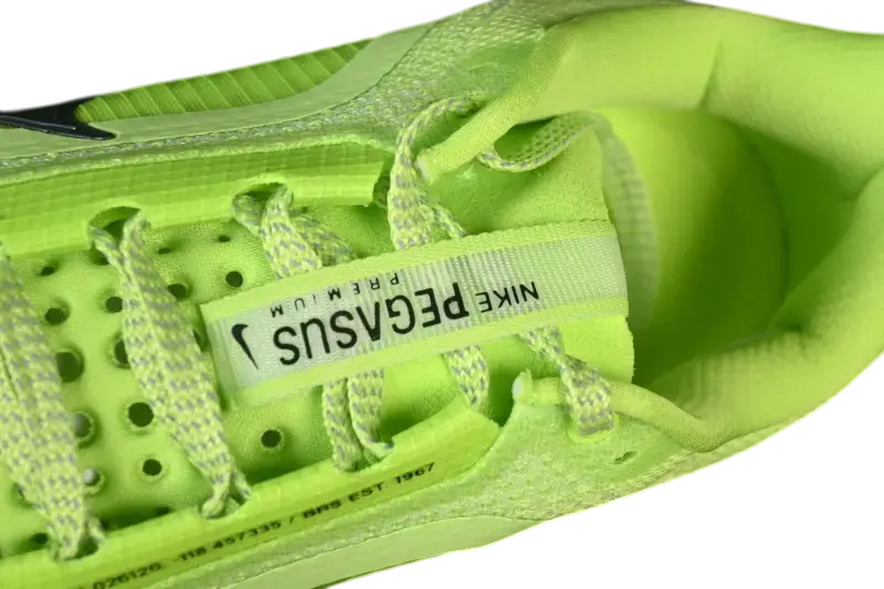 Nike Pegasus Premium – Volt / Black | ZoomX + Air Zoom Daily Trainer