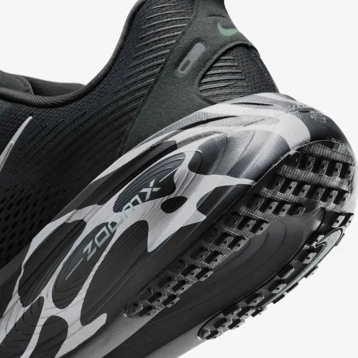Nike Vomero 18 – Anthracite / Cannon | Max Cushion Daily Trainer