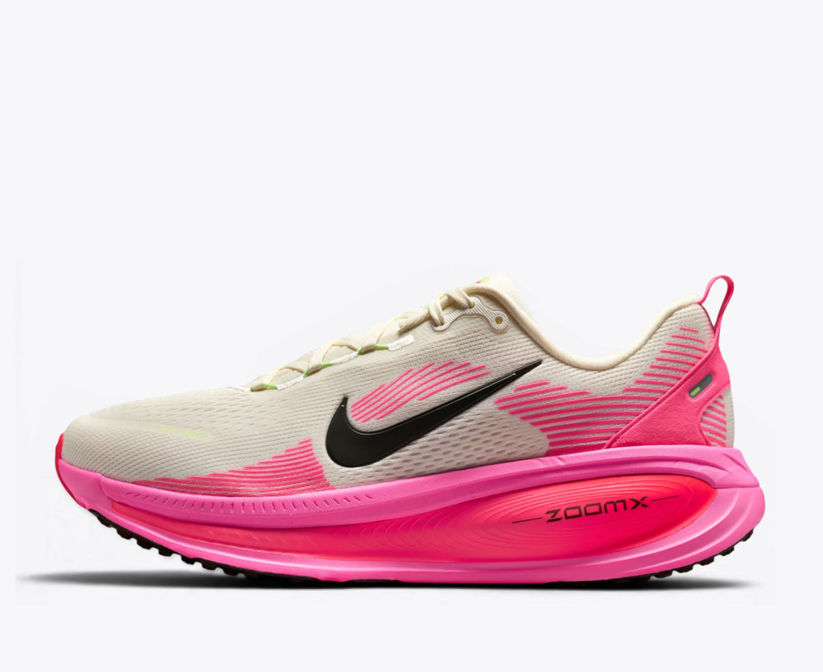 Nike Vomero 18 – Sail / Hyper Pink | 46mm ZoomX + ReactX Dual-Foam Max Cushion Cream & Electric Pink Daily Running Shoe