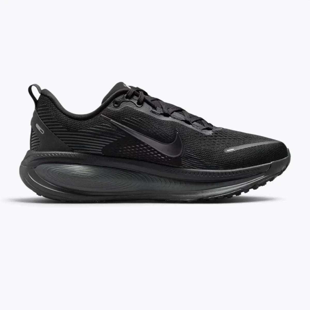 Nike Vomero 18 – Triple Black | 46mm ZoomX + ReactX Dual-Foam Max Cushion Stealth Daily Running Shoe