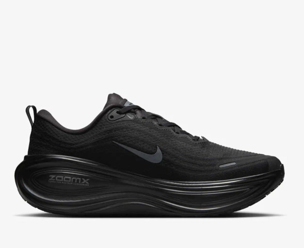 Nike Vomero Plus – Black | 43mm Full-Length ZoomX + Cushlon 3.0 Stealth Max Cushion Daily Running Shoe