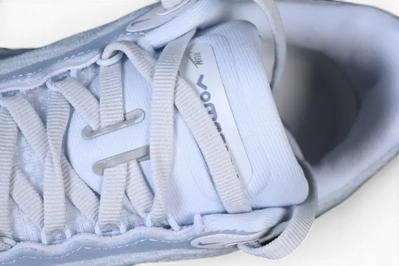 Nike Vomero Plus – White / Blue Grey | 45mm Full-Length ZoomX Metallic Silver Max Cushion Daily Running Shoe
