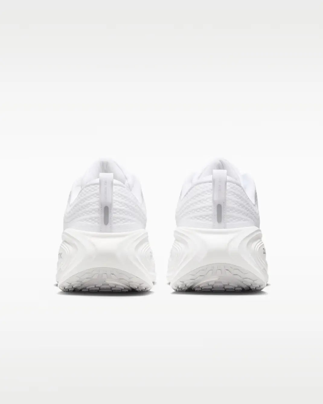 Nike Vomero Plus – White / Metallic Silver / Light Smokey Grey | 45mm Full-Length ZoomX Max Cushion Daily Trainer