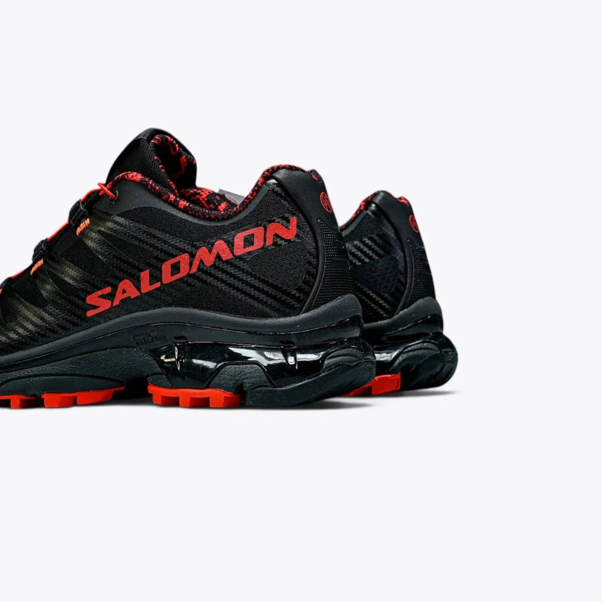 Salomon XT-4 OG – Fiery Red / Black | ACS Skeleton Mud Contagrip QuickLace 2012 OG Trail Sneaker