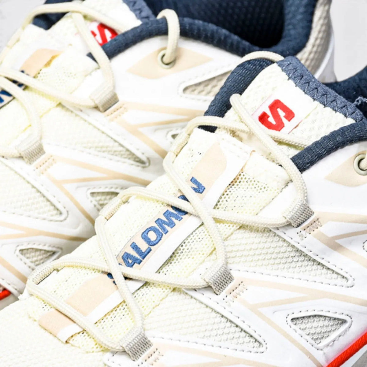 Salomon XT-6 – Vanilla Ice / Bleached Sand / Red Orange | ACS EnergyCell Quicklace sensiFIT Mud Contagrip Gorpcore Trail Sneaker